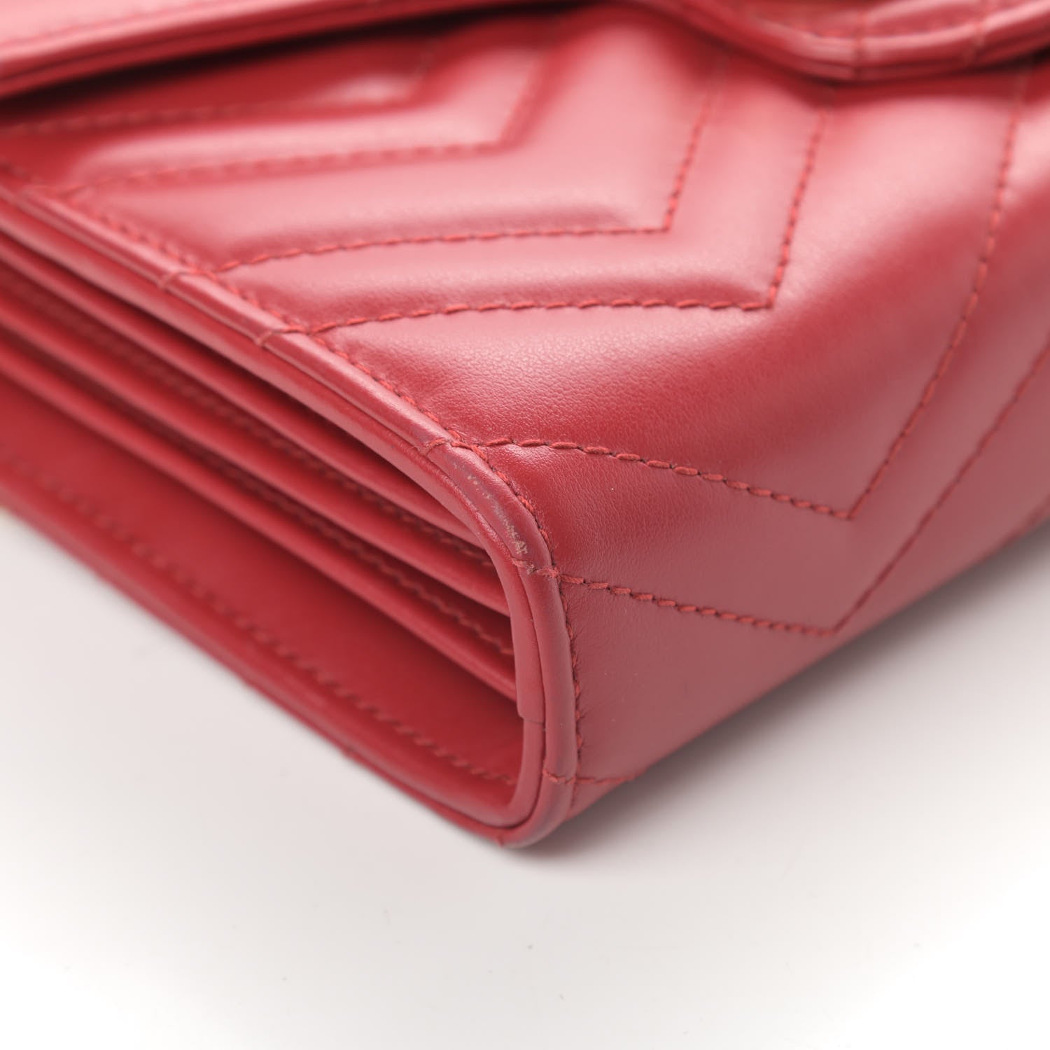 Gucci Calfskin Matelasse GG Marmont Chain Wallet Hibiscus Red 9 of 15
