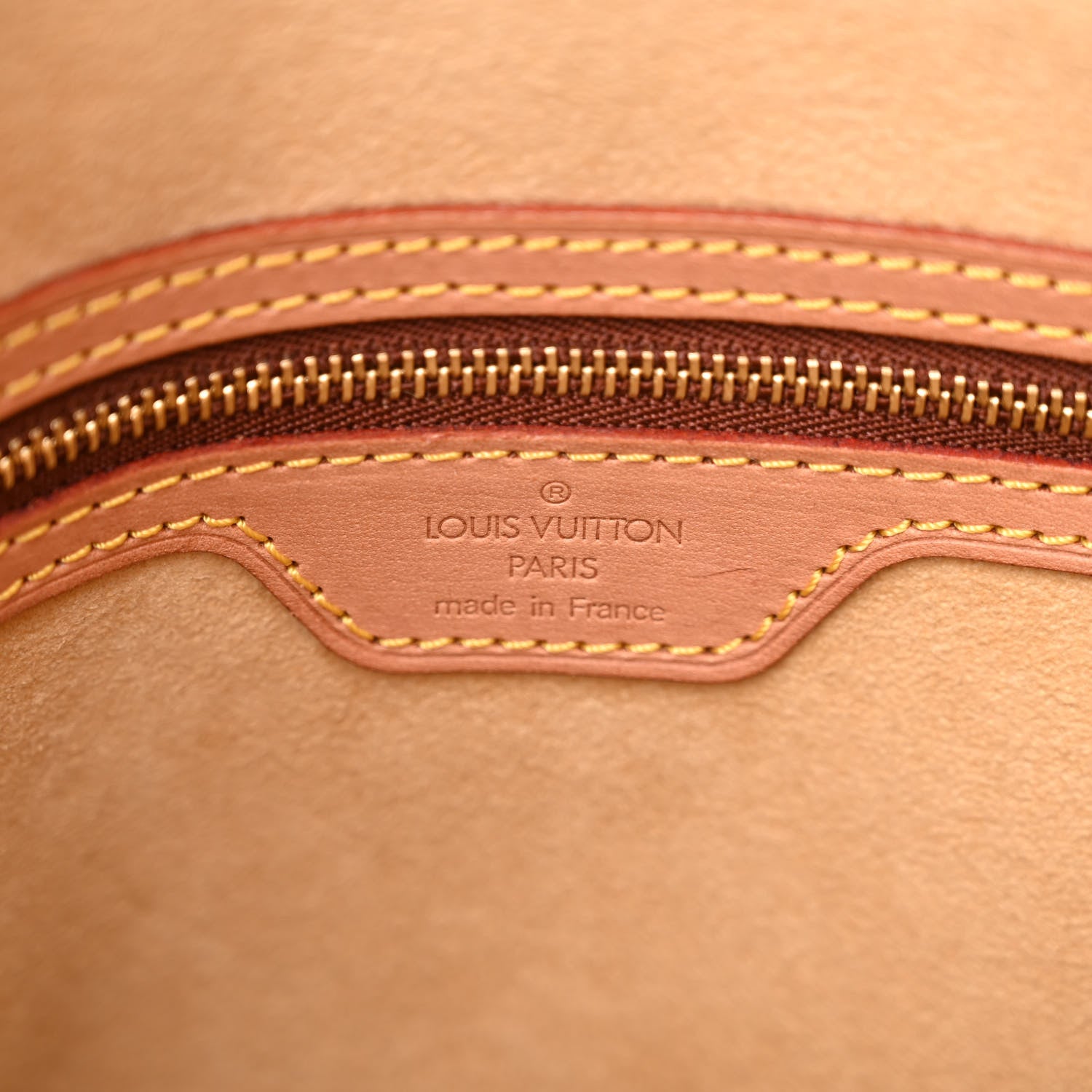 Louis Vuitton Monogram Looping GM 6 of 11