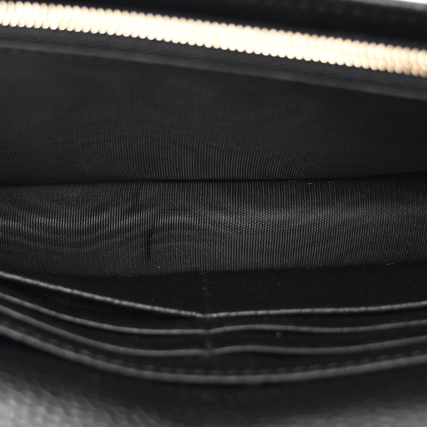 Gucci Pebbled Calfskin Soho Wallet On Chain Black 5 of 10