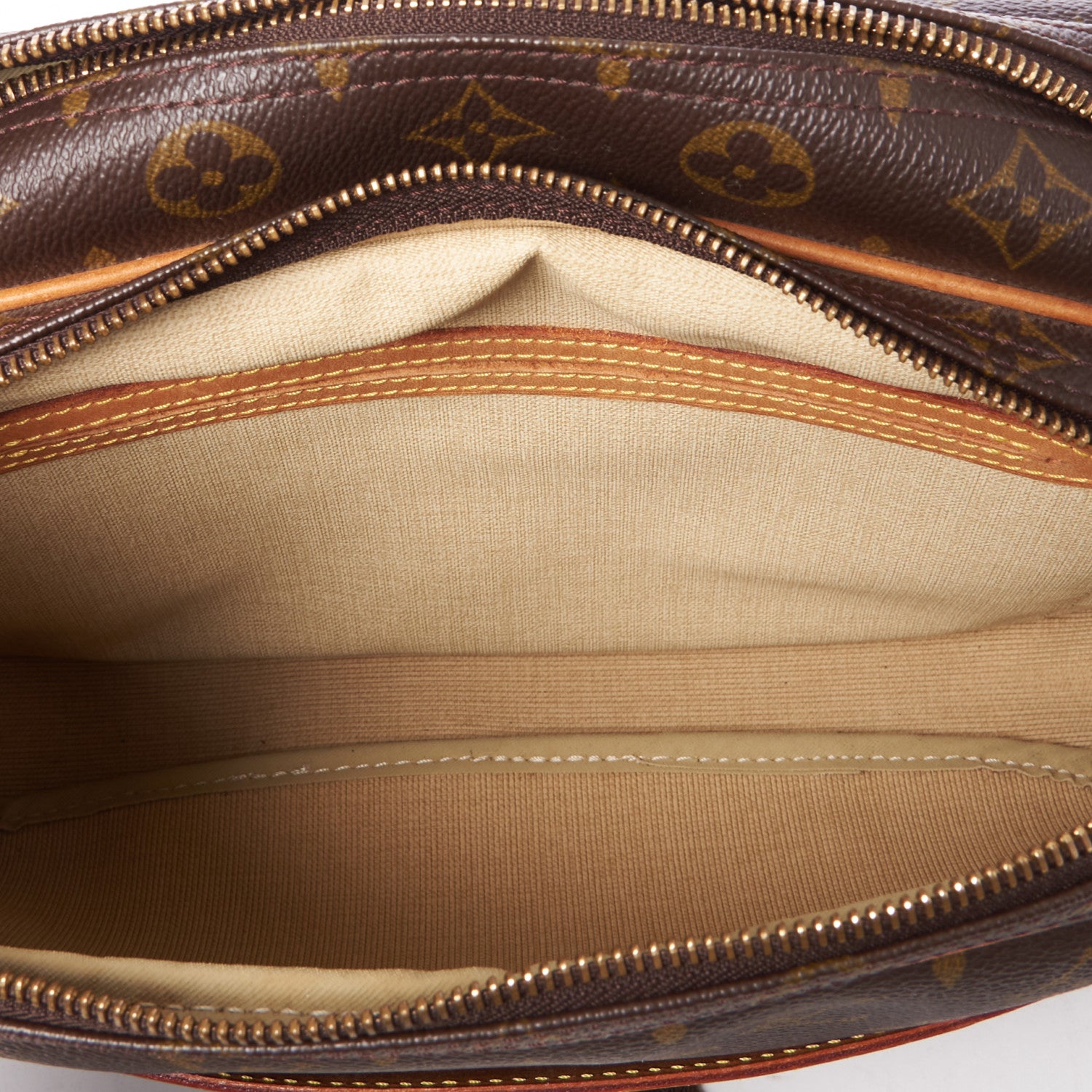 Louis Vuitton Monogram Reporter PM 5 of 9