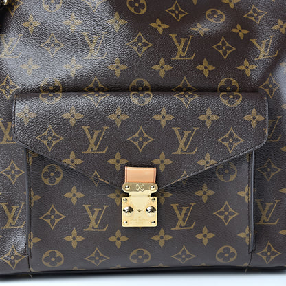 Louis Vuitton Monogram Metis 7 of 10