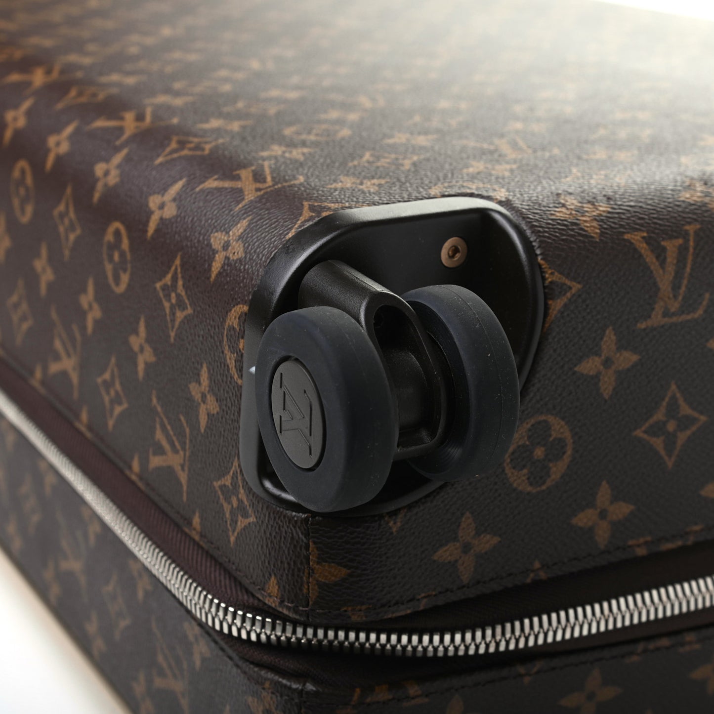 Monogram Horizon 55