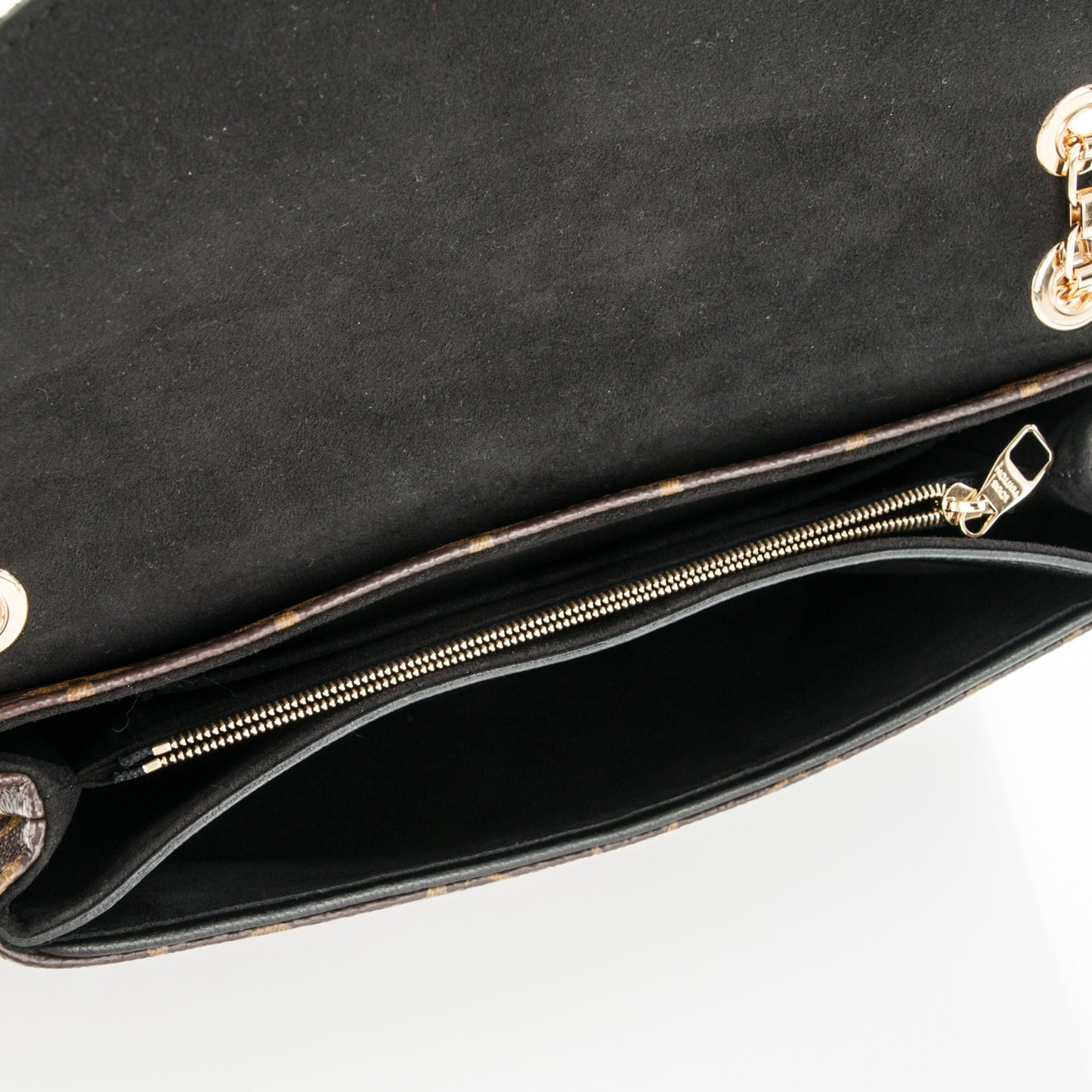 Monogram Pallas Chain Black