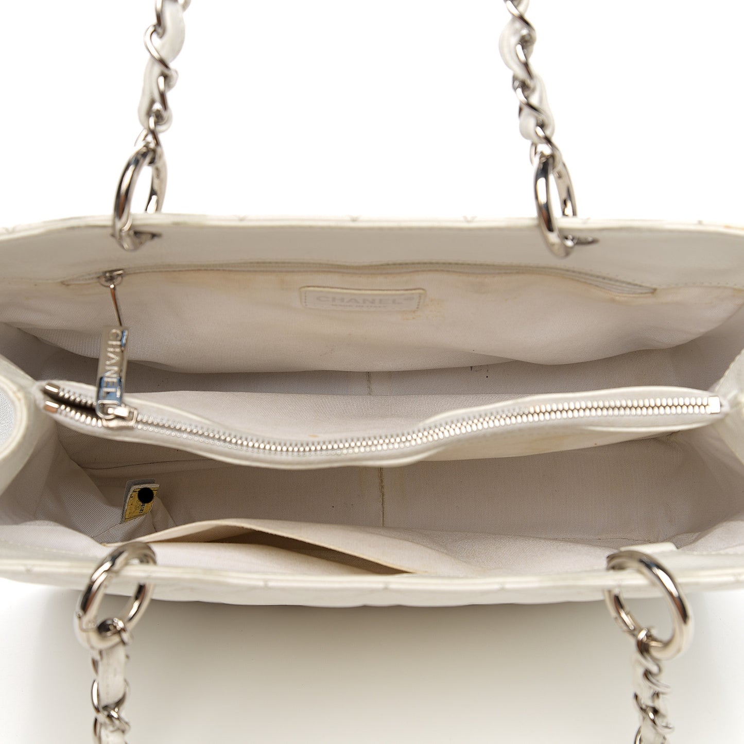 Caviar Quilted Grand Shopping Tote GST White