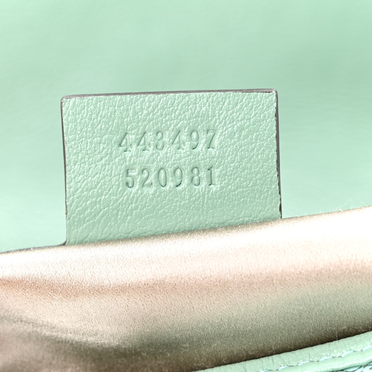 Gucci Sequin Satin Calfskin Matelasse Diagonal Small GG Marmont Shoulder Bag Grigio Argento Verde Chiaro Rosa Giallo Light Water Green 7 of 10