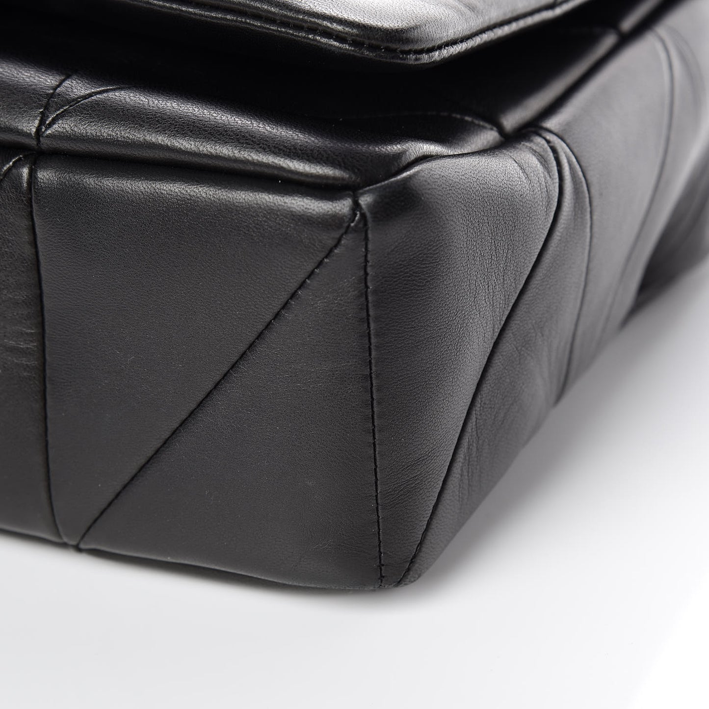Lambskin Patchwork Monogram Large Jamie Black