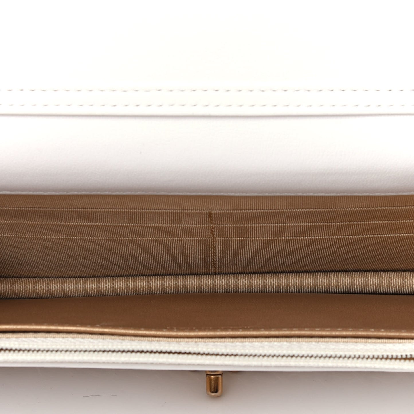 Lambskin Quilted CC Pearl Crush Wallet on Chain WOC White
