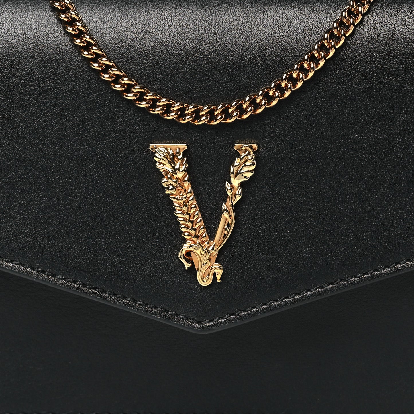 Vitello Virtus Wallet on Chain Black