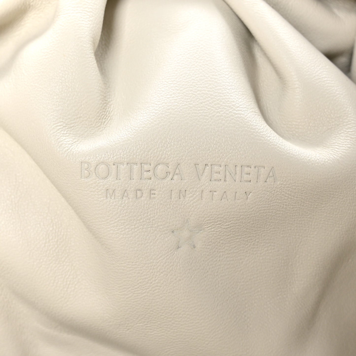 Nappa Maxi Intrecciato The Pouch Oversized Clutch Plaster