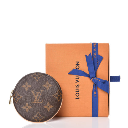 Louis Vuitton Monogram Round Coin Purse 7 of 7