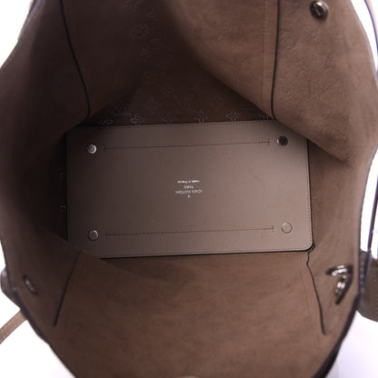 Louis Vuitton Mahina Hina MM Galet 6 of 17