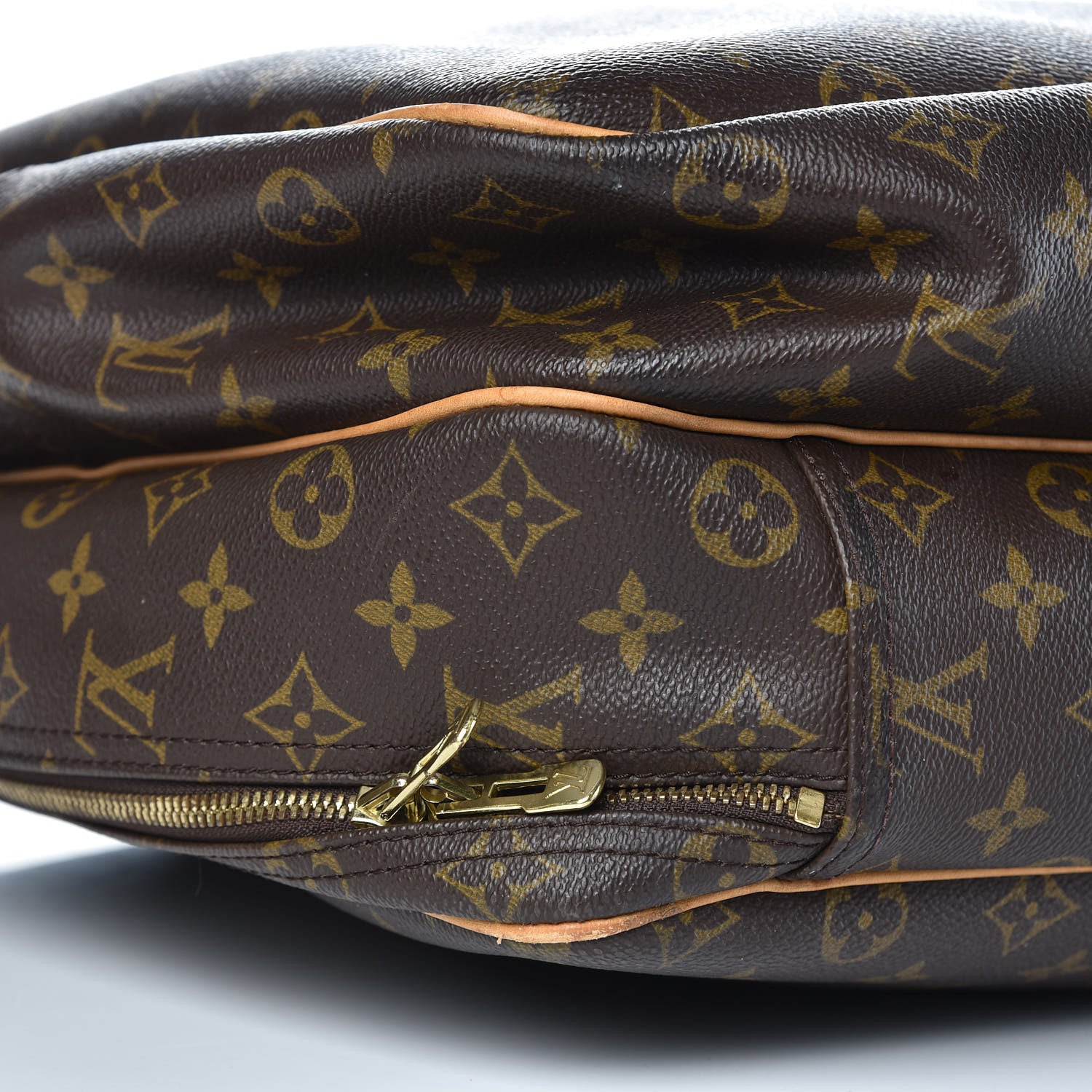 Louis Vuitton Monogram Alize 24 Heures 8 of 17