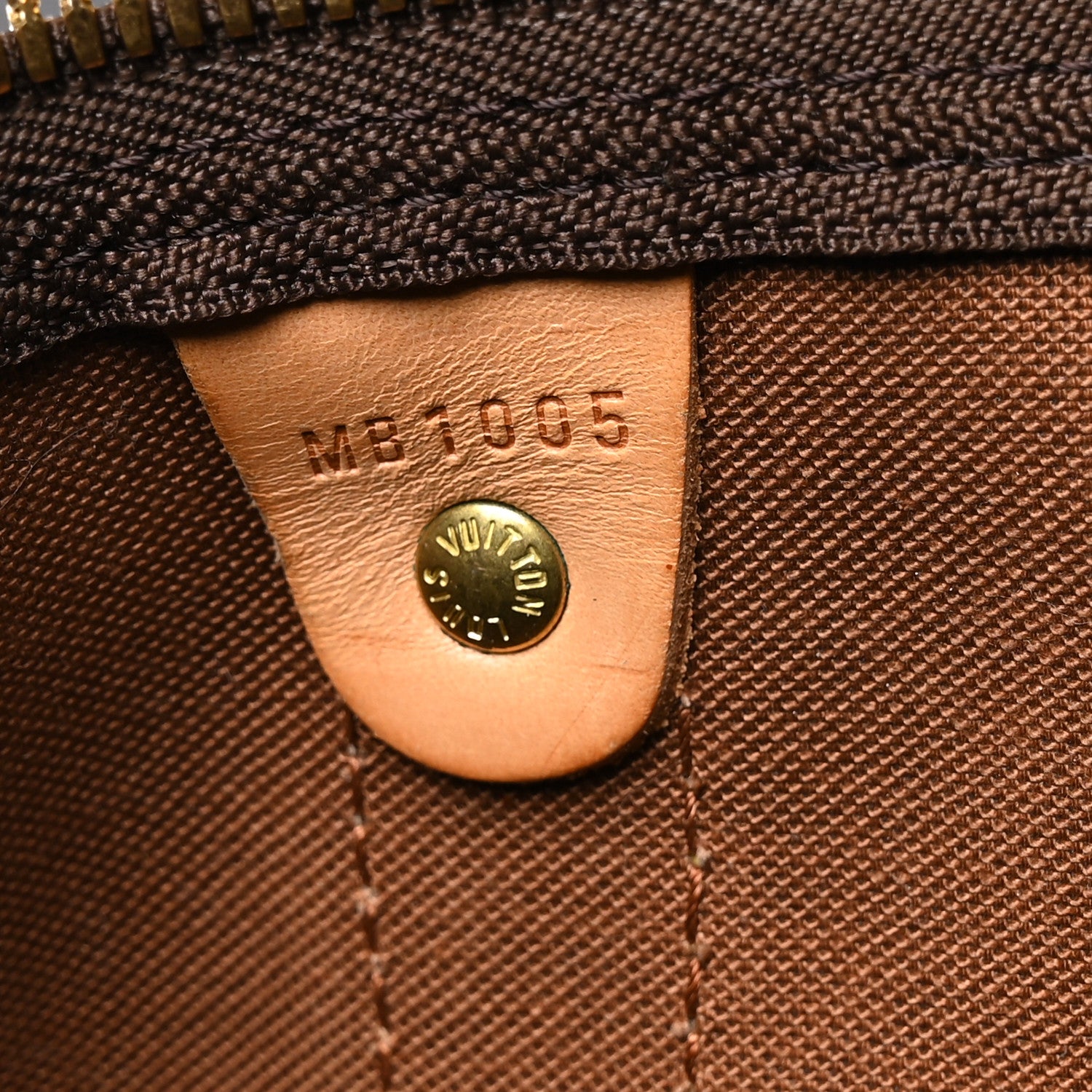 Louis Vuitton Monogram Keepall Bandouliere 55 6 of 12