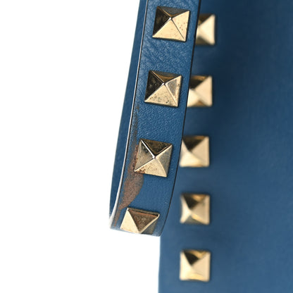 Valentino Garavani Vitello Large Rockstud Zip Wristlet Pouch Blu Delft 7 of 9
