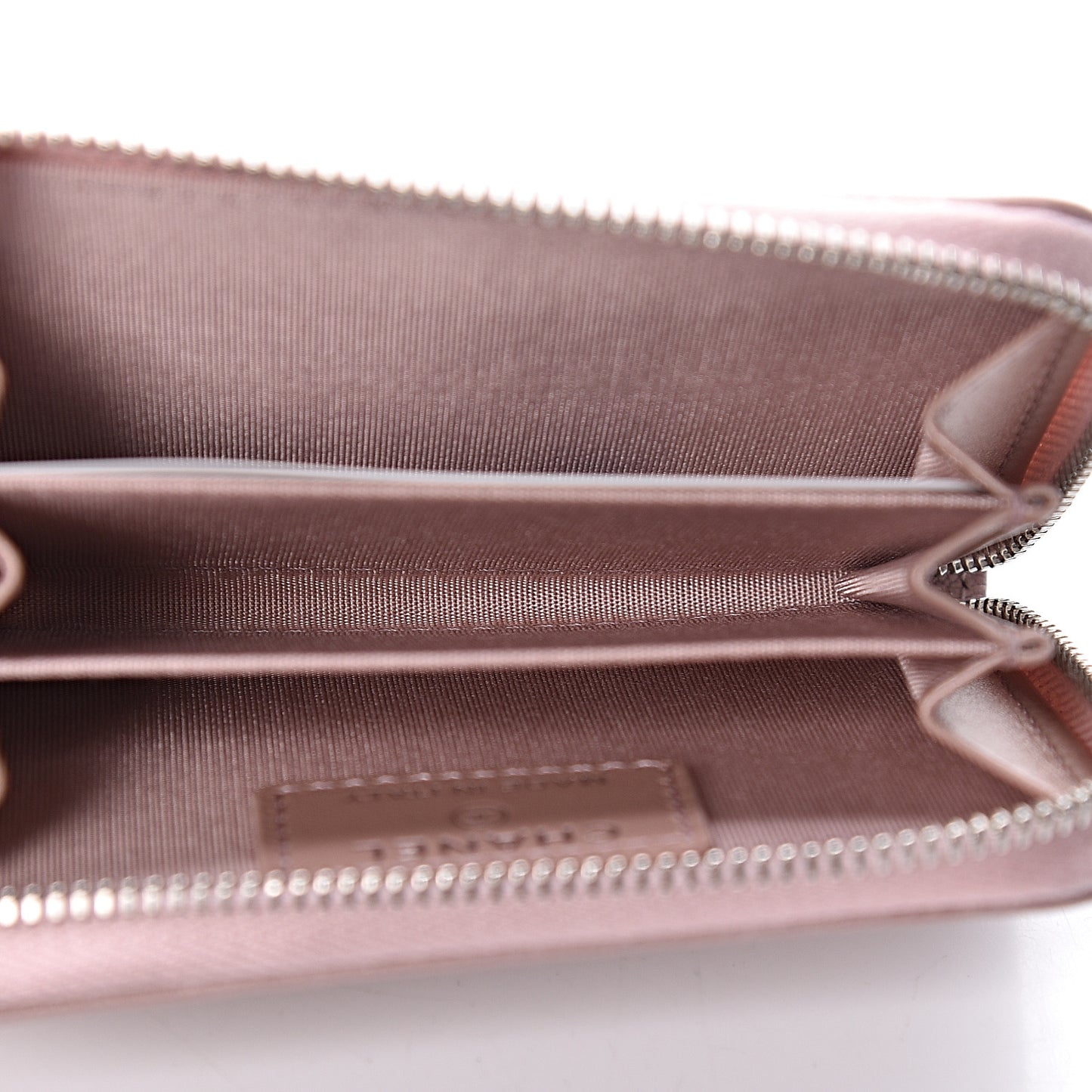 Goatskin Camellia Embossed Zip Coin Purse Light Pink