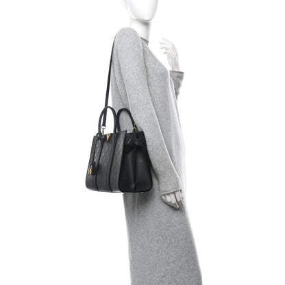 Louis Vuitton Monogram Cuir Plume Very Tote MM Black 2 of 10