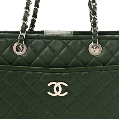 Chanel Aged Calfskin Quilted Large Working Vibe Camera Case Khaki 9 of 18