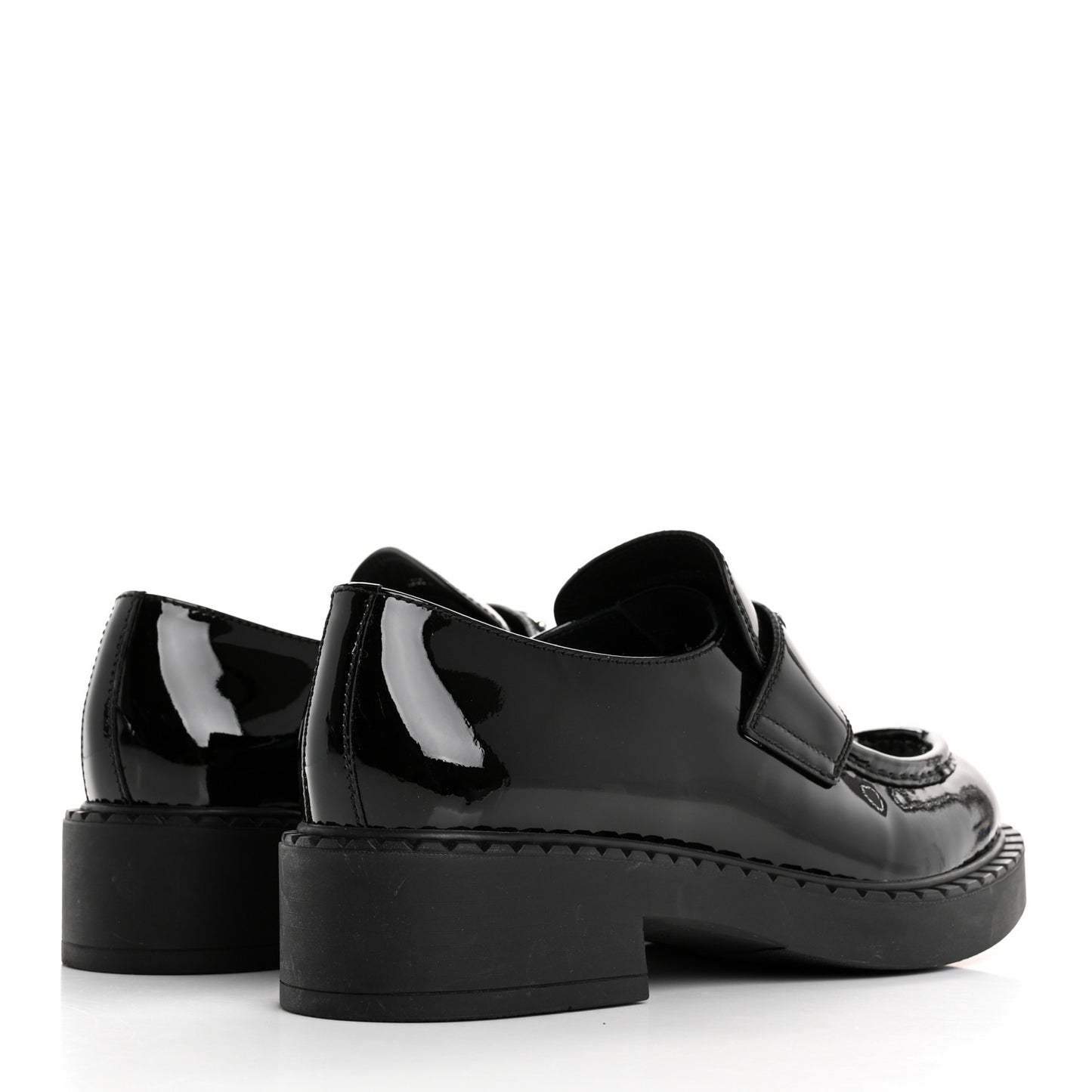 Vernice Metal Triangle Logo 50mm Loafers 39.5 Black