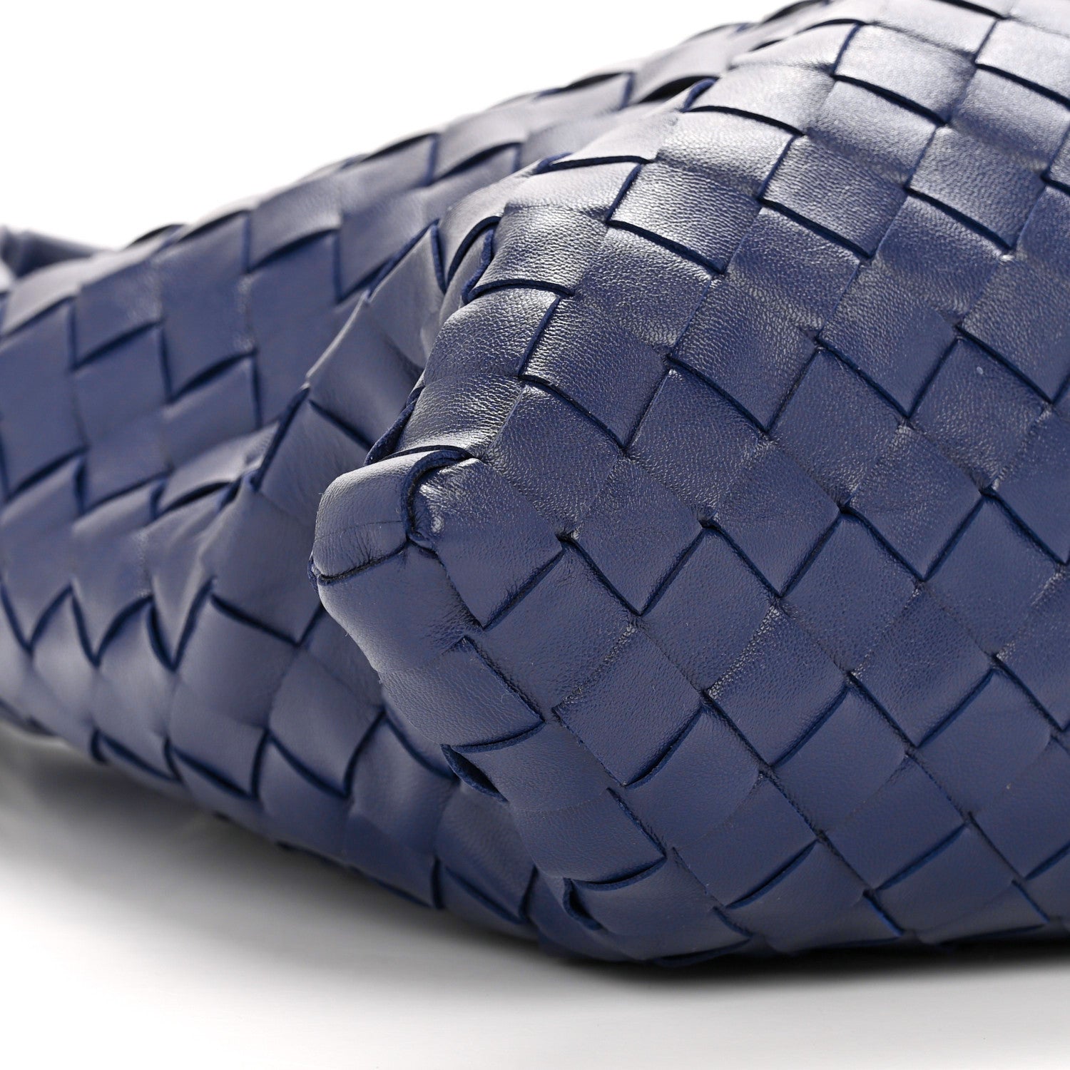 Bottega Veneta Calfskin Intrecciato Small Hop Duke 10 of 10