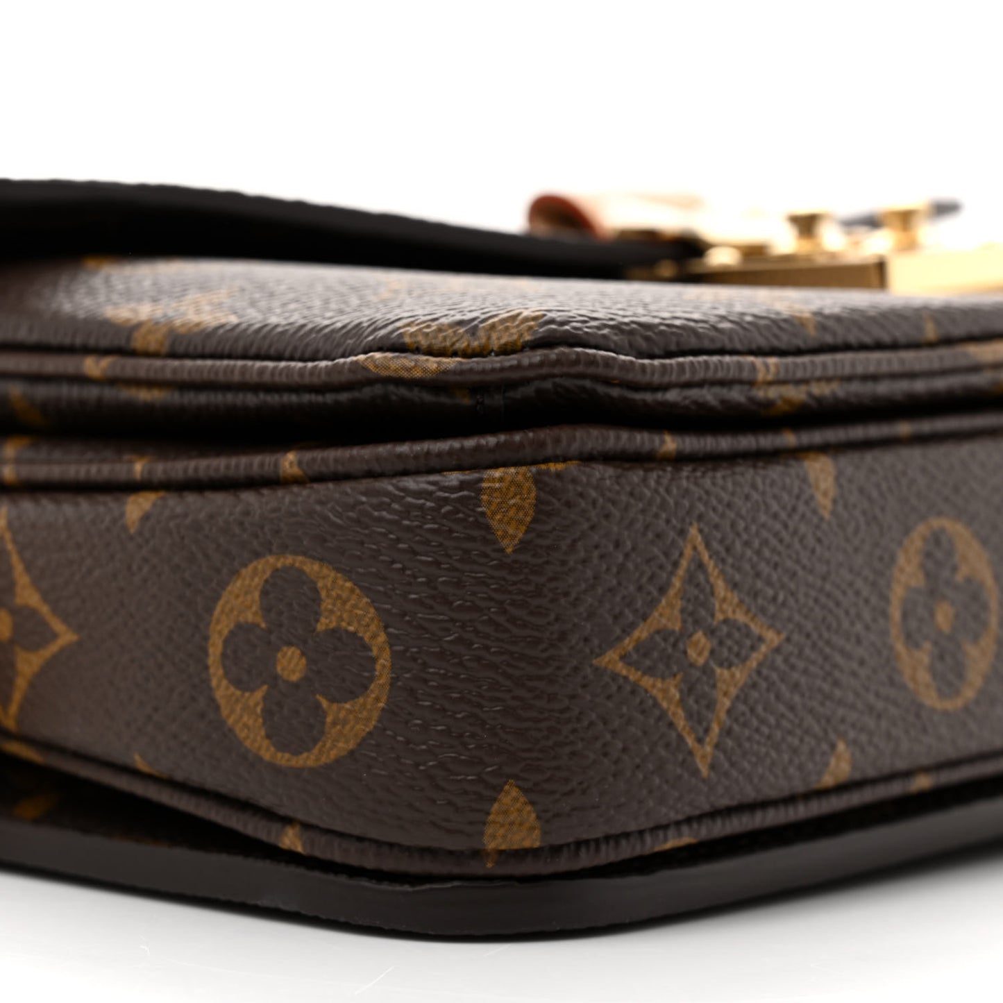 Monogram Pochette Metis East West