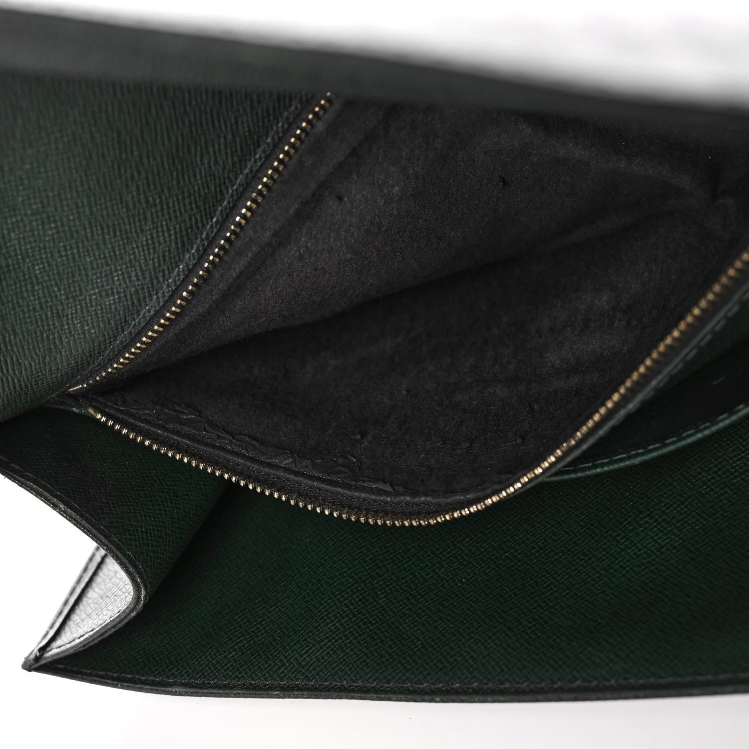Louis Vuitton Taiga Selenga Pochette Epicea 14 of 17