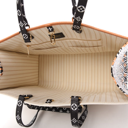 Louis Vuitton Monogram Giant Jungle Onthego GM Ivory 5 of 10