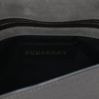 Burberry Signature Grain Medium Mildenhall Crossbody Bag Pale Grey 5 of 9