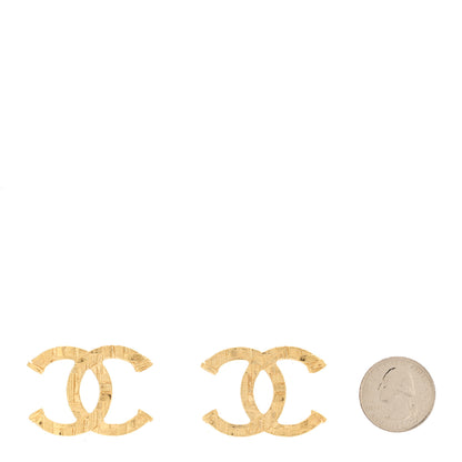 Chanel Metal Tweed Effect CC Earrings Gold 2 of 4