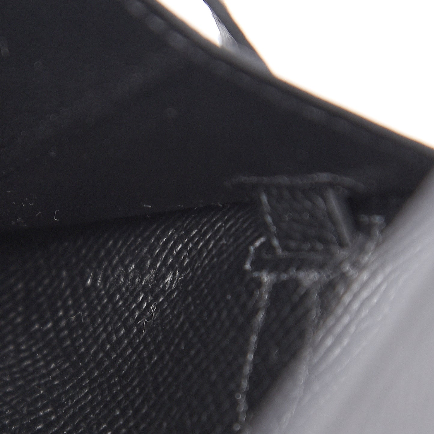Epsom Kelly Wallet To Go Black