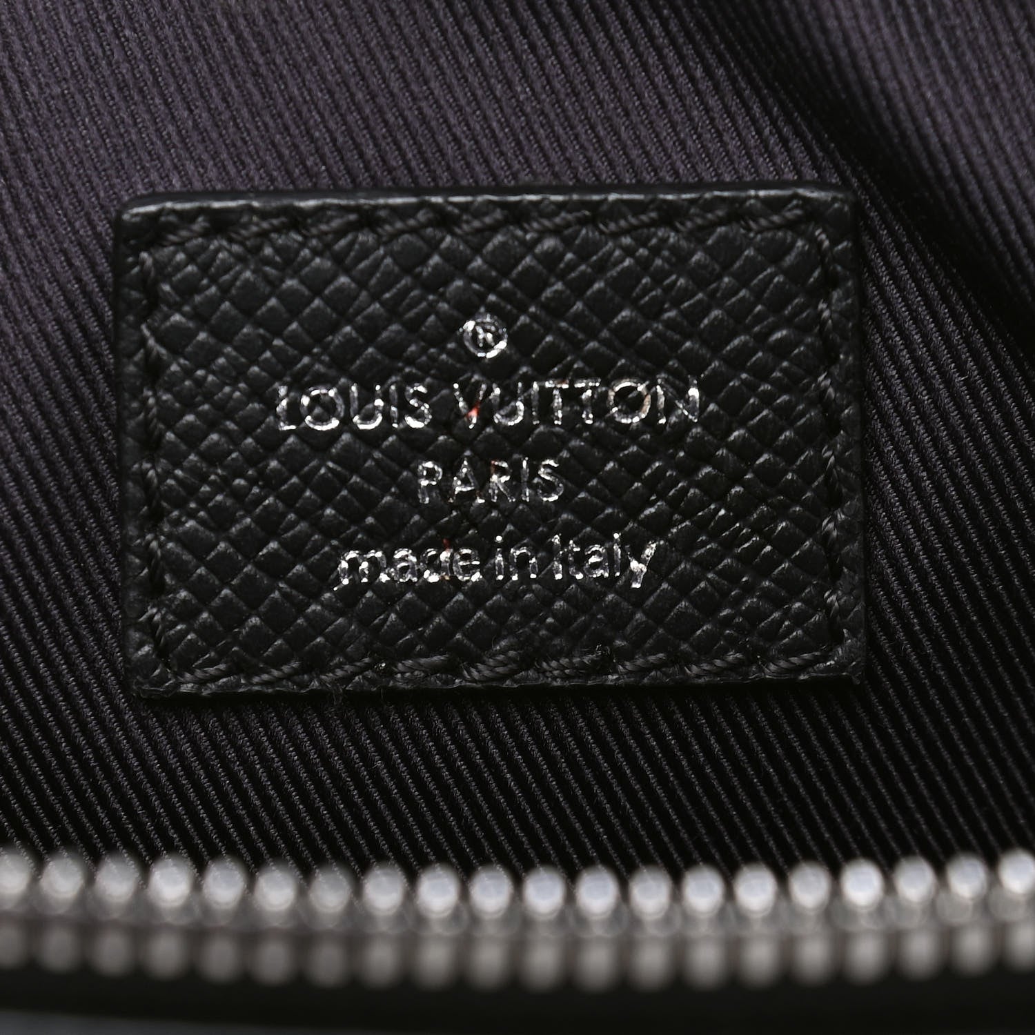 Louis Vuitton Taiga Monogram Outdoor Bumbag Black 5 of 6