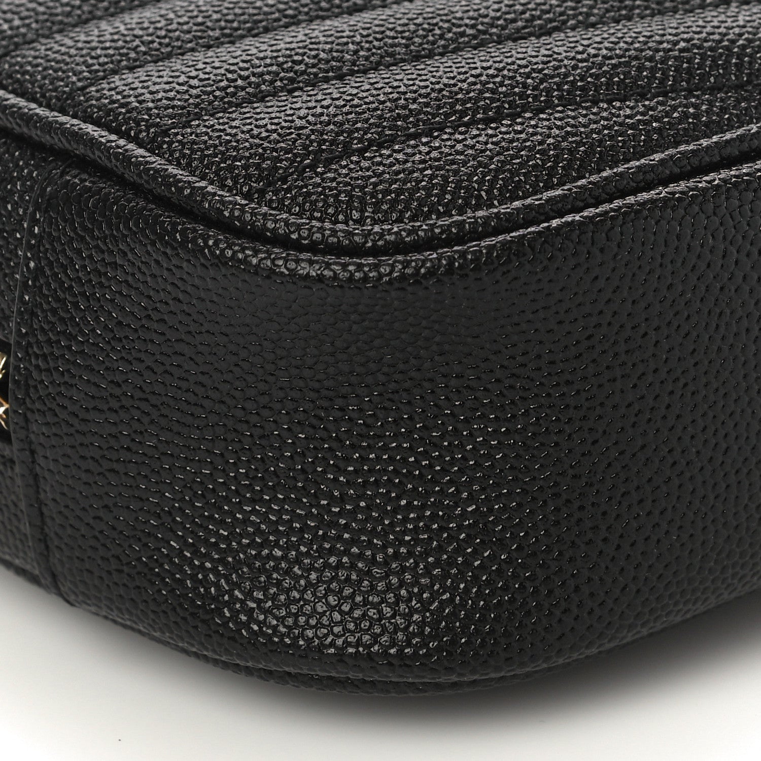 Saint Laurent Grain De Poudre Matelasse Monogram Mini Lou Camera Bag Black 8 of 10