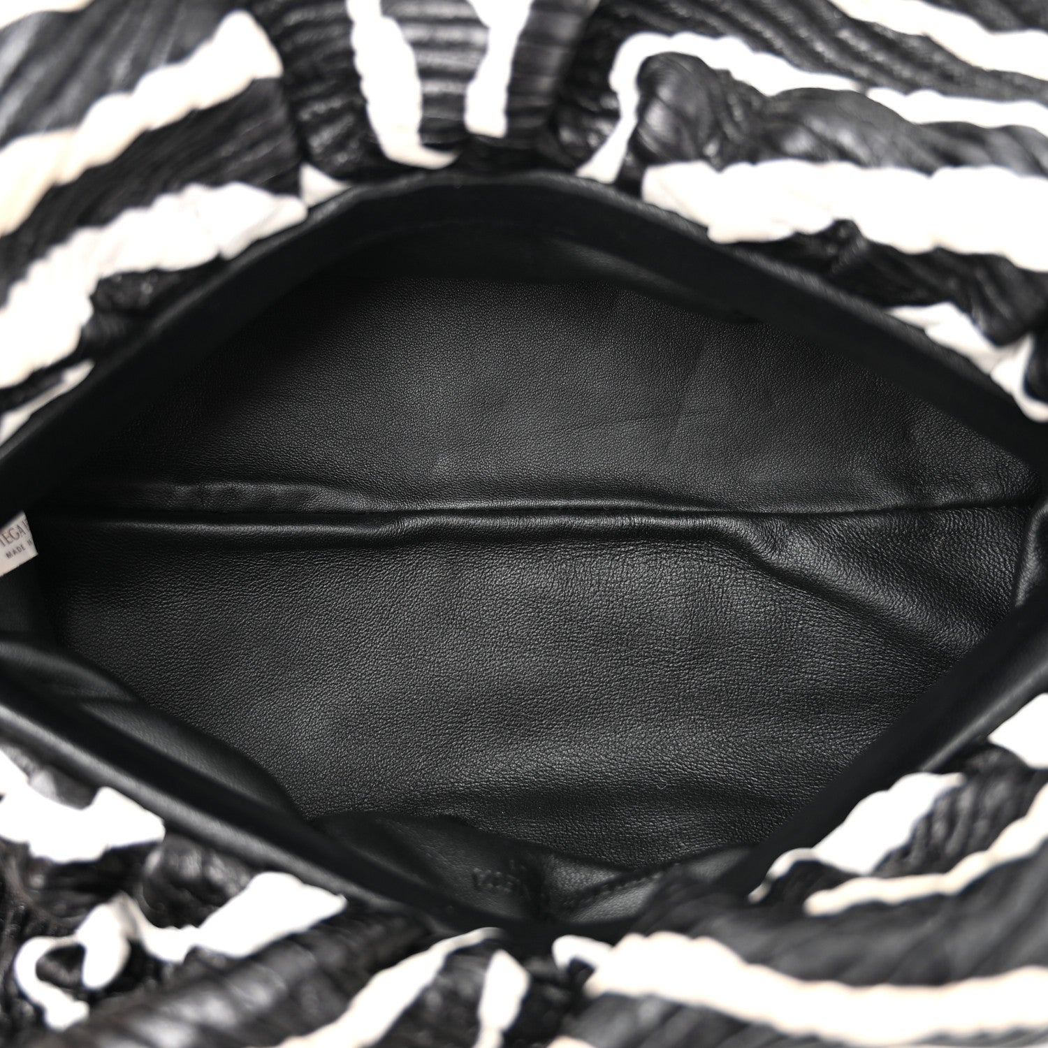 Bottega Veneta Nappa Zebra Print The Pouch Chain White Black 5 of 11
