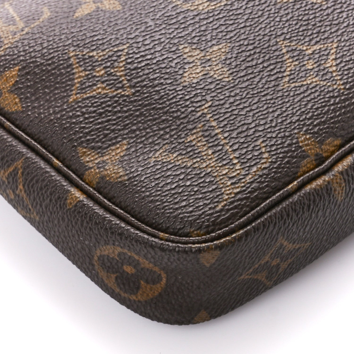 Louis Vuitton Monogram Pochette Accessories 9 of 10