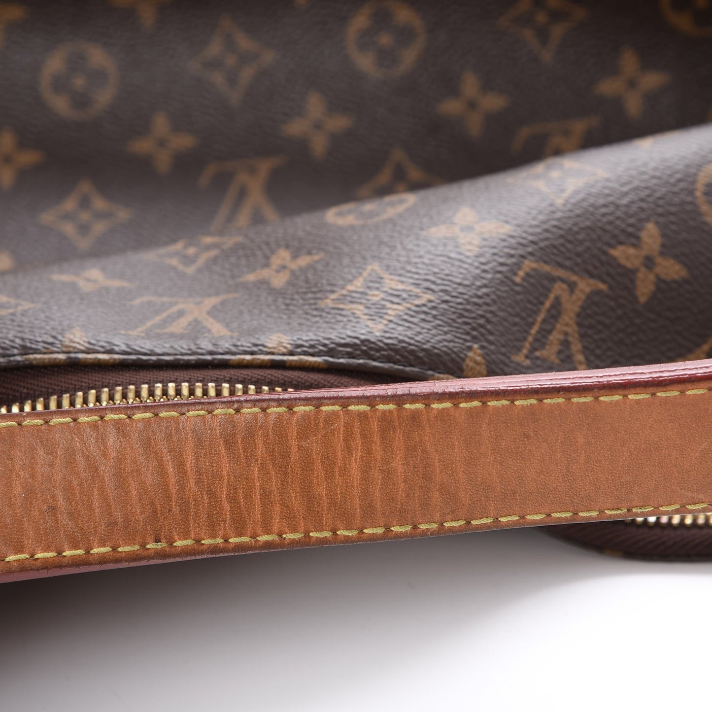 Monogram Sully MM