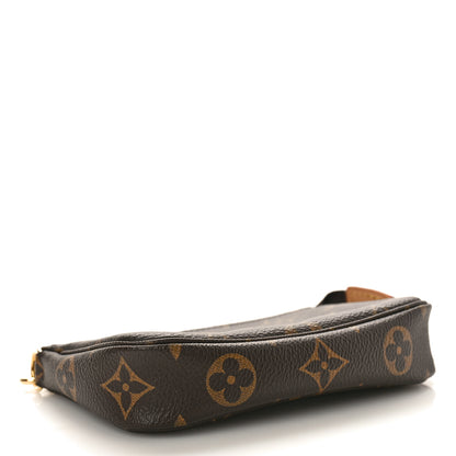 Louis Vuitton Monogram Mini Pochette Accessories 4 of 9
