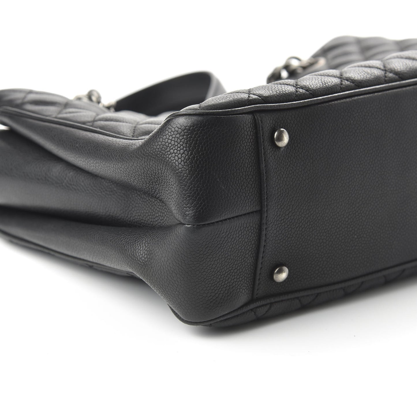 Caviar Quilted Medium Rock In Rome Tote Black