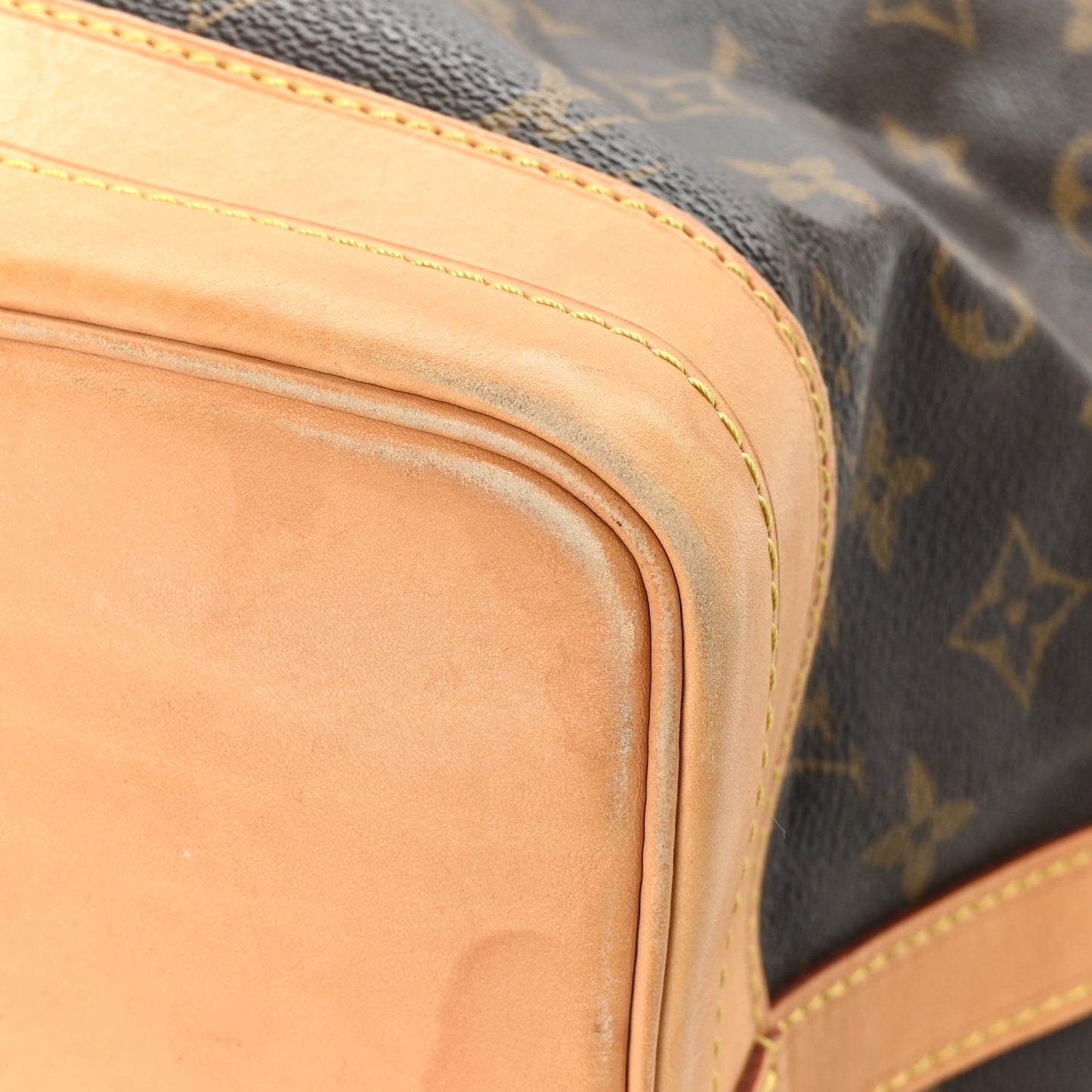 Monogram Noe