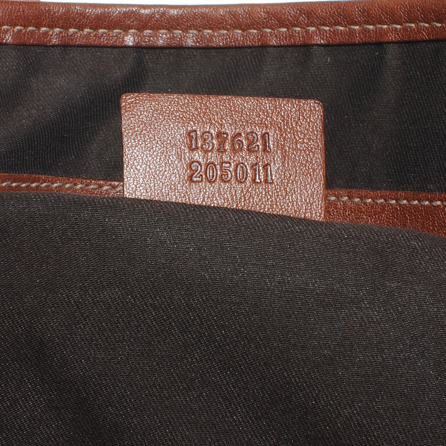 Gucci Monogram Pelham Medium Shoulder Bag 7 of 7
