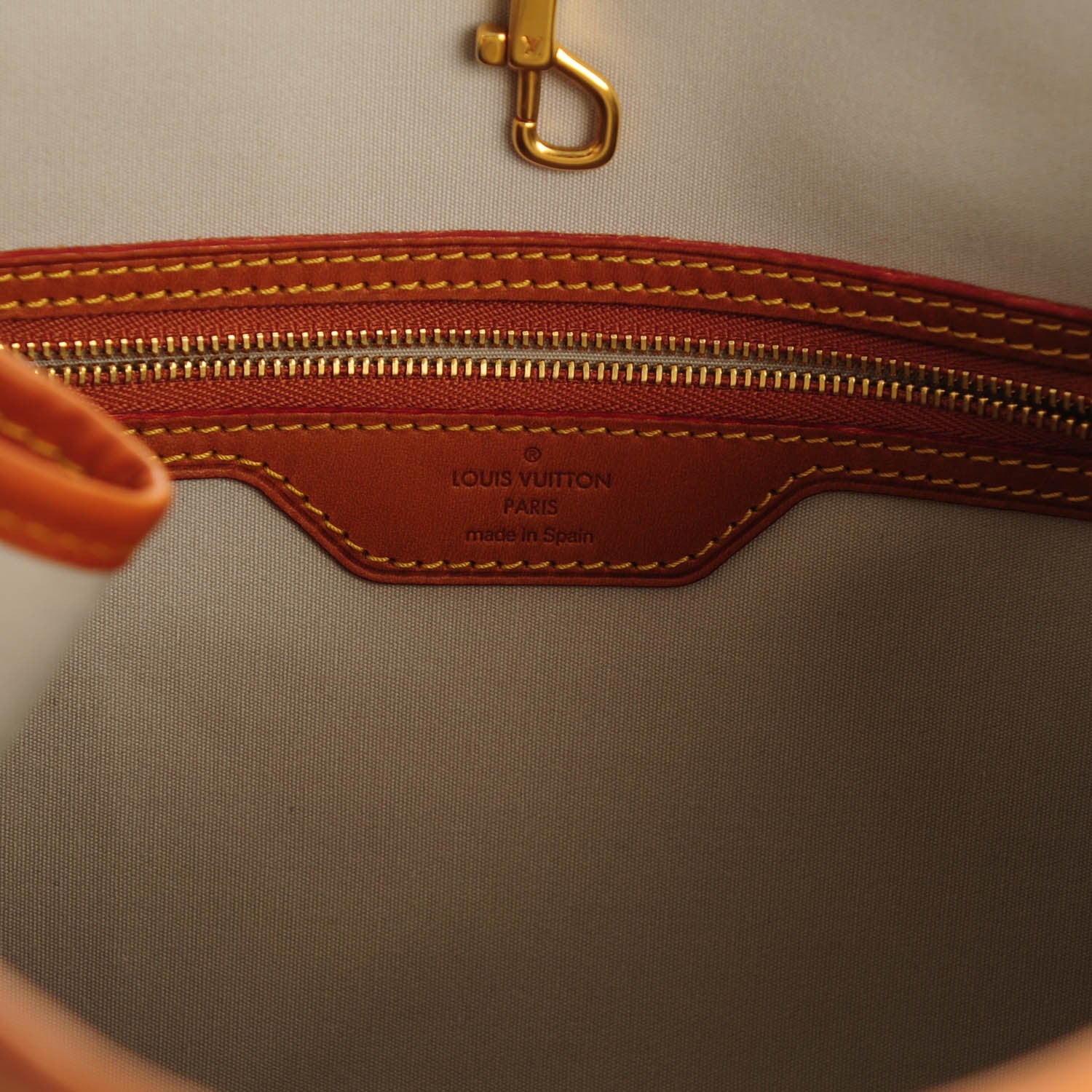 Louis Vuitton Monogram Dentelle Batignolles Horizontal Silver 9 of 10