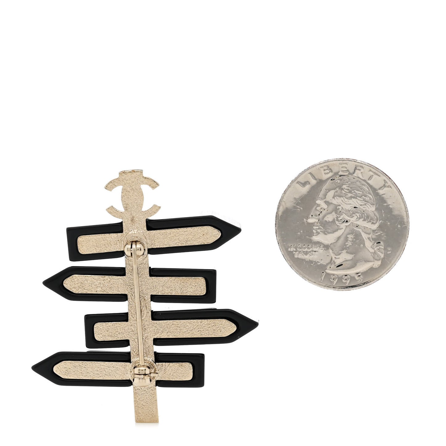 Resin Chanel By The Sea Sign Brooch Multicolor