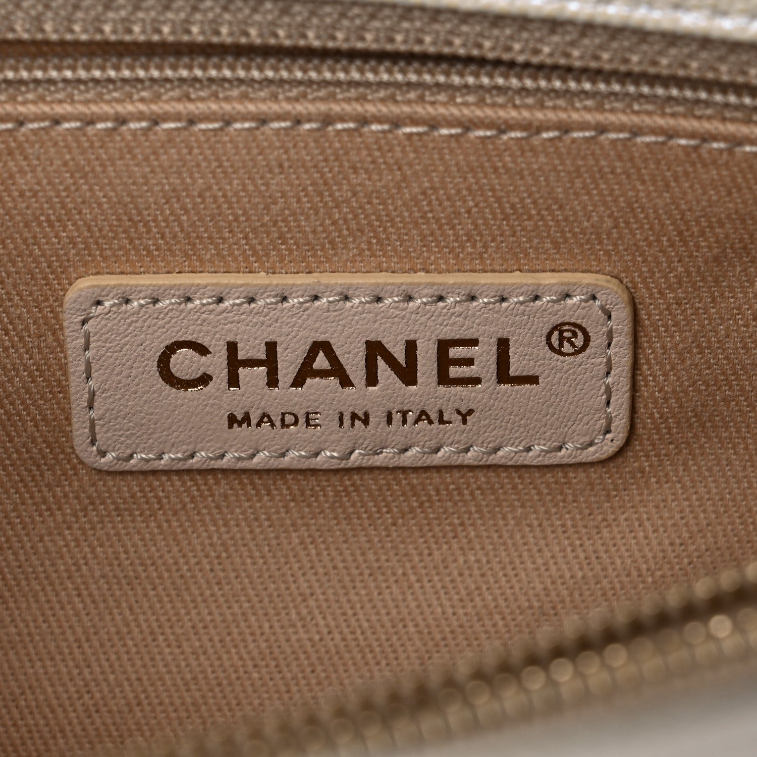 Chanel Iridescent Caviar Quilted Small Coco Handle Flap White 6 of 10
