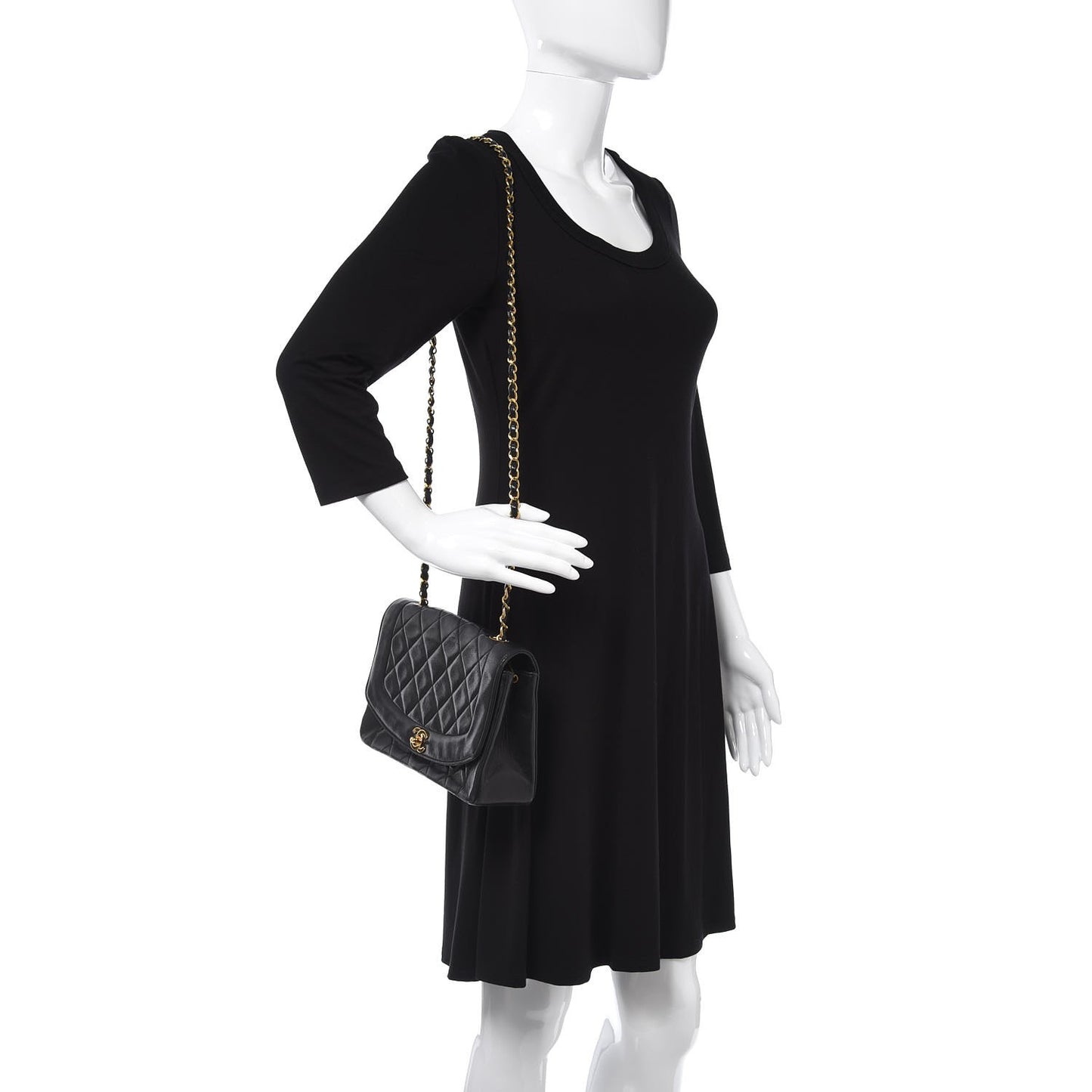 Lambskin Quilted Medium Single Flap Black