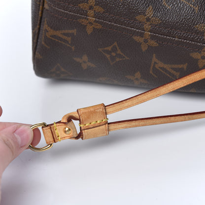 Louis Vuitton Monogram Neverfull MM 14 of 28