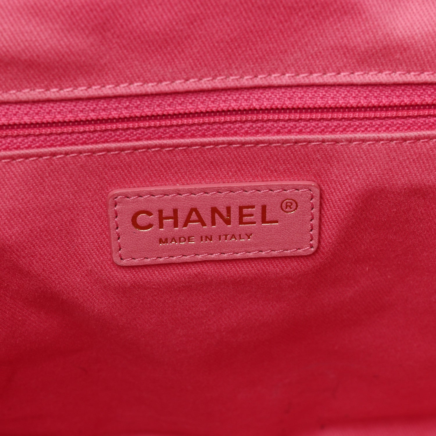 Chanel Straw Raffia Calfskin Striped Medium Deauville Tote Dark Beige Fuchsia Navy Blue 6 of 11