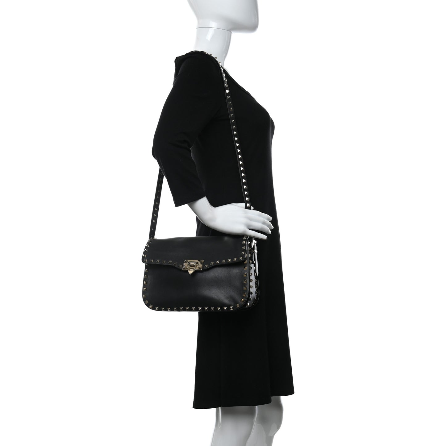 Vitello Medium Rockstud Flap Saddle Bag Black