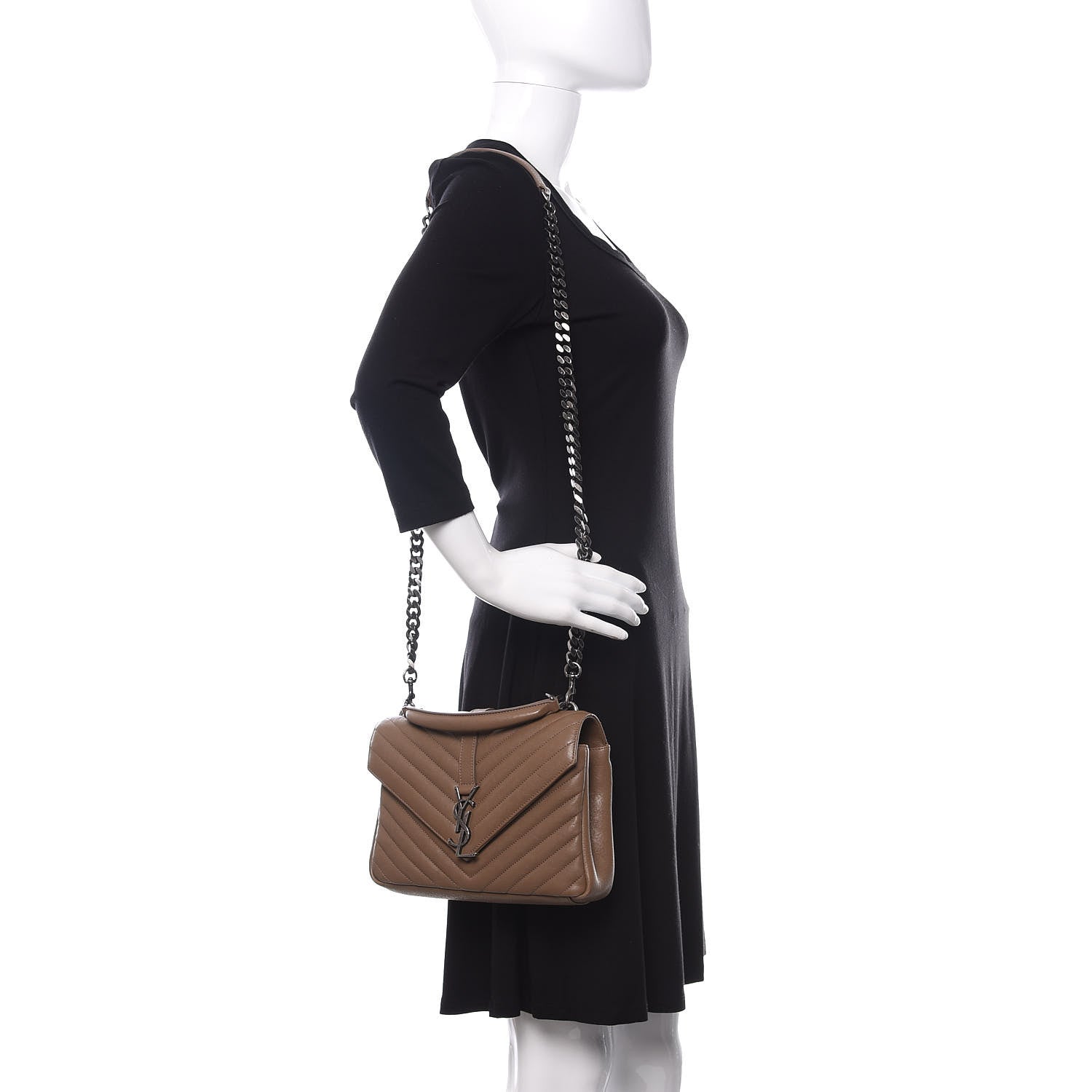 Saint Laurent Sheepskin Matelasse Chevron Monogram Medium College Bag Fard 2 of 12