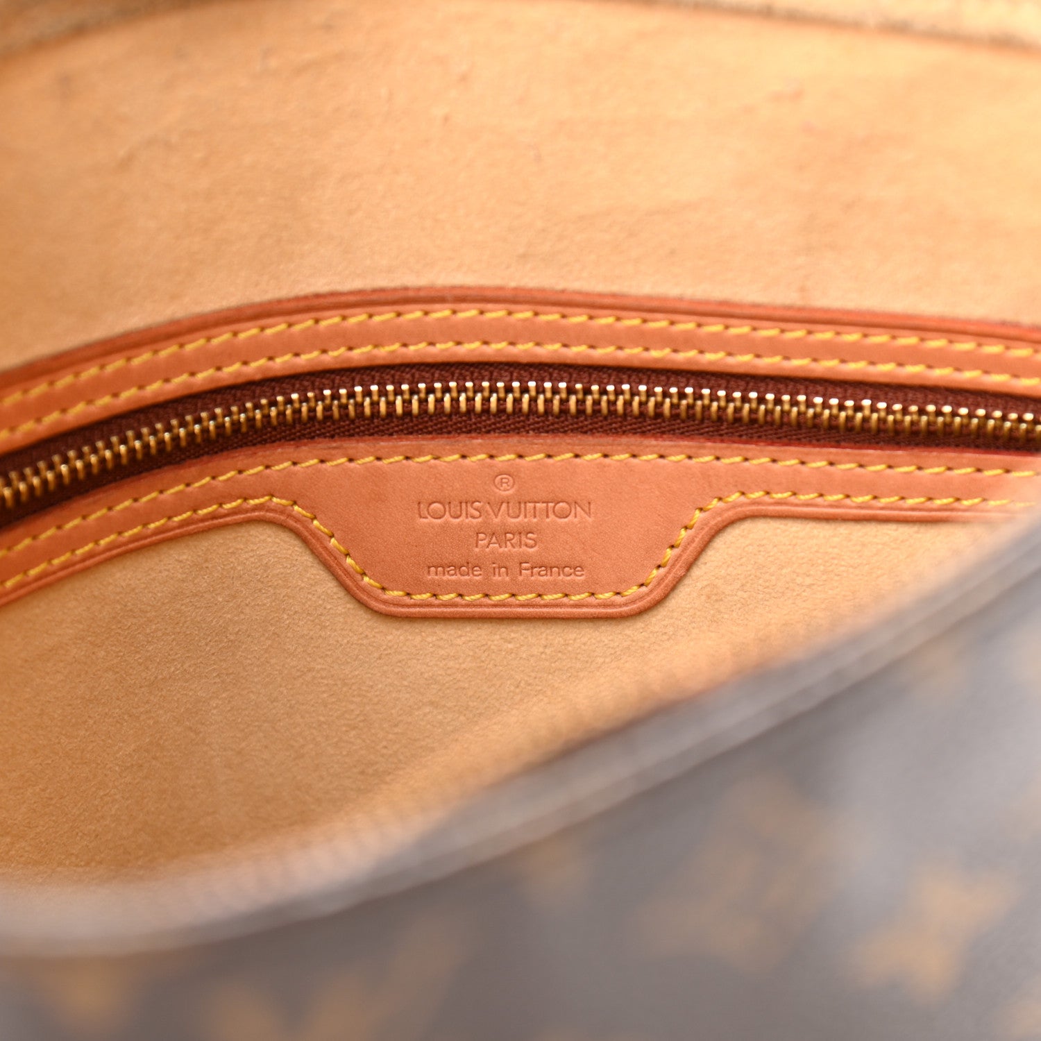 Louis Vuitton Monogram Looping GM 6 of 14