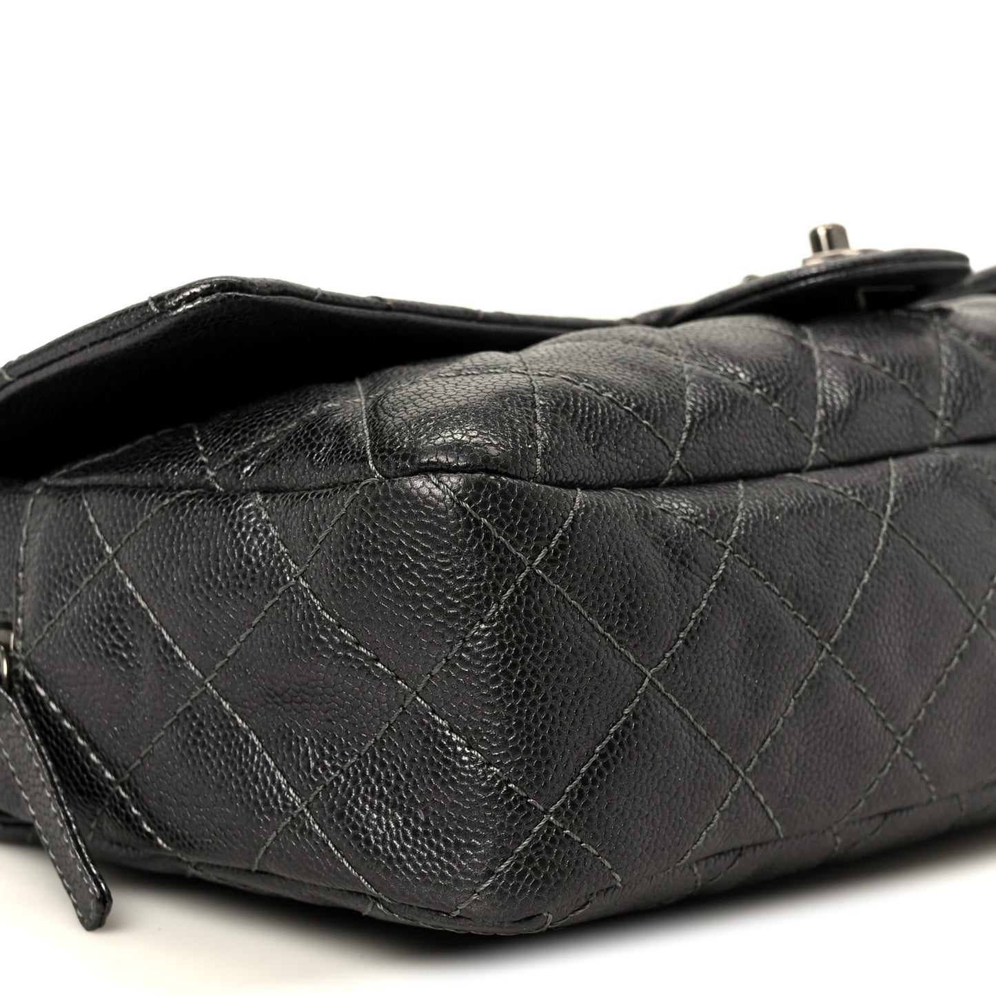 Iridescent Caviar Quilted Large Chic Flap Grey