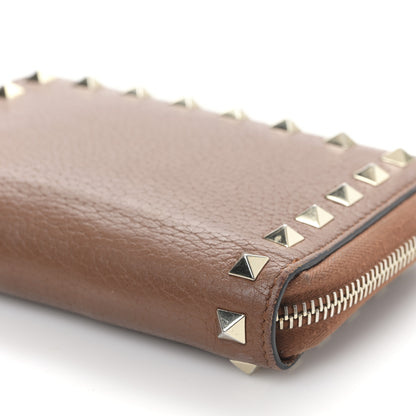 Valentino Garavani Pebbled Calfskin Rockstud Compact Zip Around Wallet Bright Cognac 8 of 9