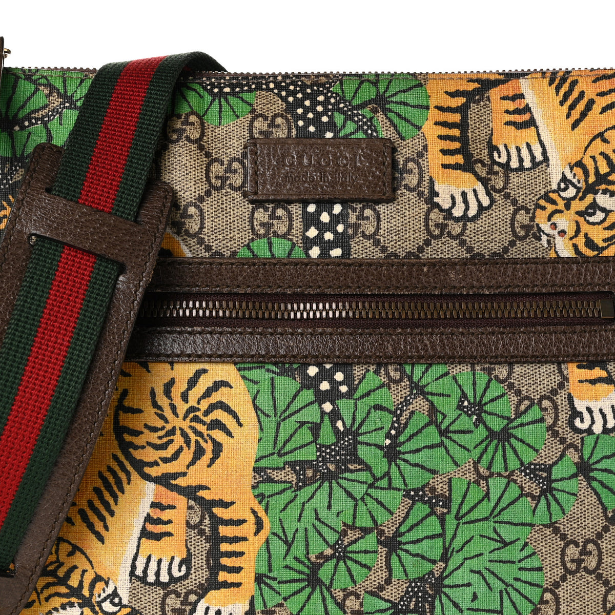 Gucci GG Supreme Monogram Bengal Web Medium Flat Messenger Beige Yard 14 of 19